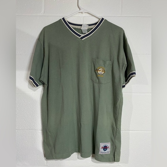 Hard Rock Cafe Olive V-Neck Men's Tee X-Large - Picture 1 of 4